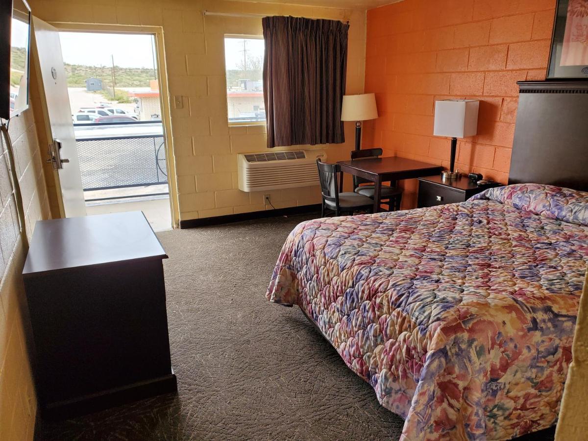 Parkview Motel Carlsbad Extérieur photo